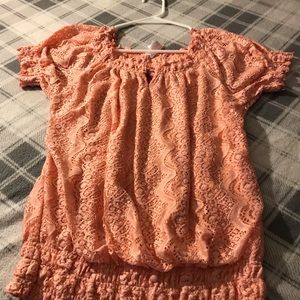 Pink girls blouse no rips or tears or stains